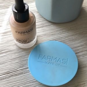 Farmasi makeup bundle foundation and powder